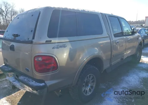 2001 Ford F-150 King Ranch Edition/Lariat/Xlt from USA, damaged, VIN 1FTRW08W61KD80353